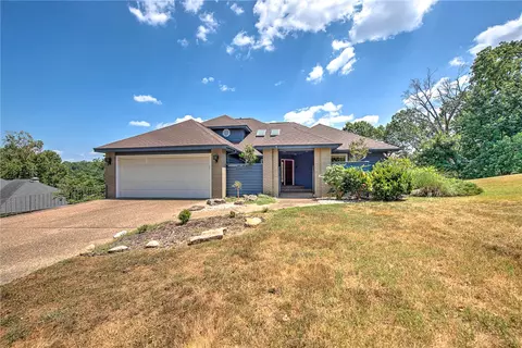 832 Atalanta Dr, Rogers, AR 72756