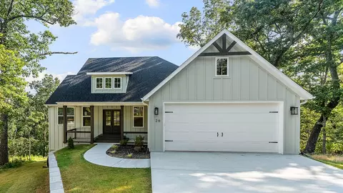 26 Carew Dr, Bella Vista, AR 72714