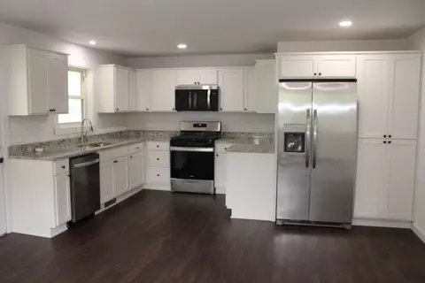 Kitchen - 1700 Silver Valley Rd, Harrison, AR 72601 photo 1 of 3