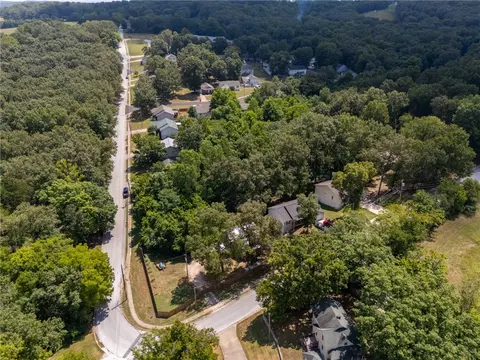 View/Area - 1003 S Walnut St, Harrison, AR 72601 photo 3 of 5
