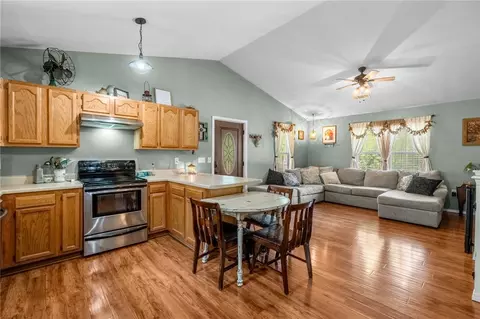 Other - 1003 S Walnut St, Harrison, AR 72601 photo 3 of 11