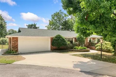 Exterior - 6 Hawthorne Cv, Harrison, AR 72601 photo 4 of 12