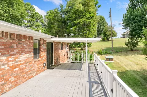 Exterior - 6 Hawthorne Cv, Harrison, AR 72601 photo 6 of 12
