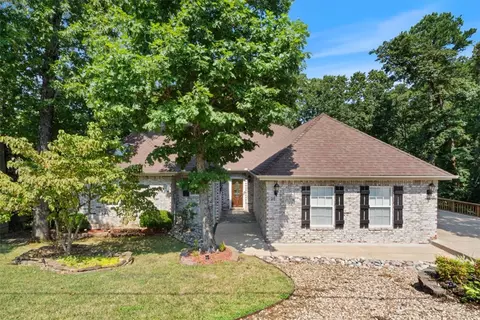 26 Leicester Dr, Bella Vista, AR 72714