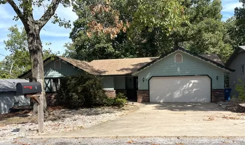 6 Wilton Ln, Bella Vista, AR 72715