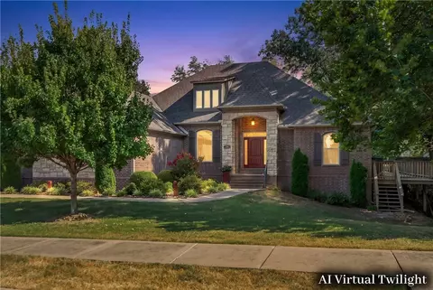 304 NW Tall Oaks Ave, Bentonville, AR 72712