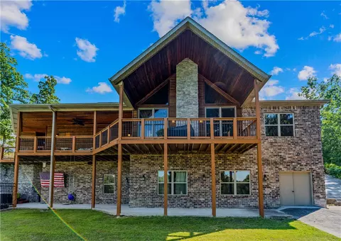 Exterior - 8662 Woods Rd, Rogers, AR 72756 photo 9 of 18
