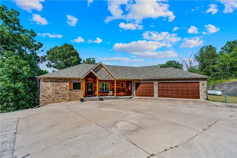 Exterior - 8662 Woods Rd, Rogers, AR 72756 photo 2 of 18