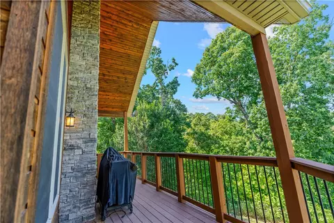 Exterior - 8662 Woods Rd, Rogers, AR 72756 photo 4 of 18