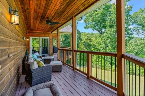 Exterior - 8662 Woods Rd, Rogers, AR 72756 photo 8 of 18
