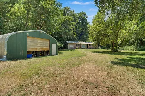 Exterior - 3300 Monte Ne Rd, Rogers, AR 72758 photo 4 of 5
