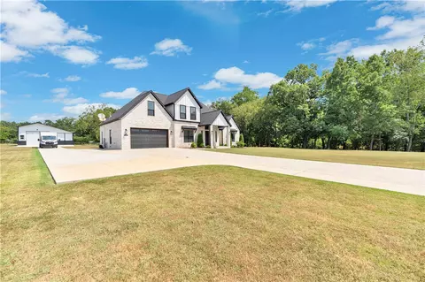 Exterior - 11958 Landers Rd, Rogers, AR 72756 photo 4 of 5