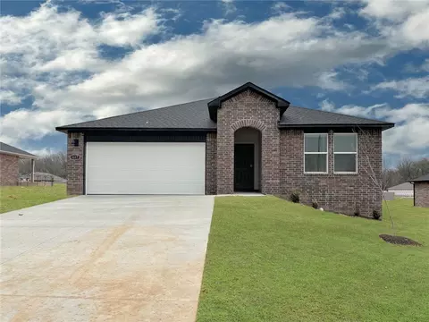 543 Oklahoma St, Farmington, AR 72730