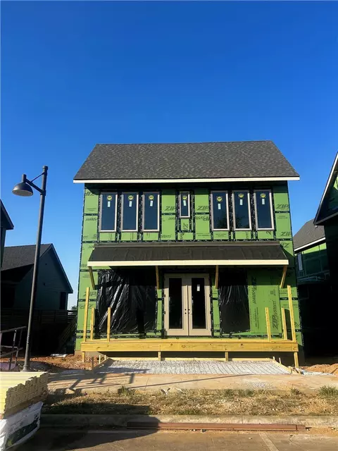 2318 W Markham, Fayetteville, AR 72701
