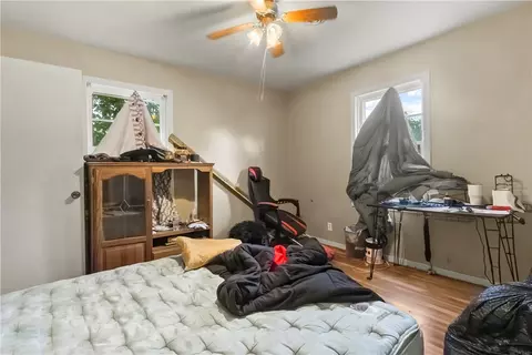 Bedroom - 1504 Capps Rd, Harrison, AR 72601 photo 3 of 3