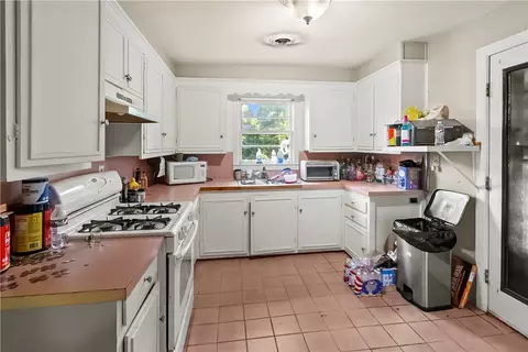 Kitchen - 1504 Capps Rd, Harrison, AR 72601 photo 1 of 1