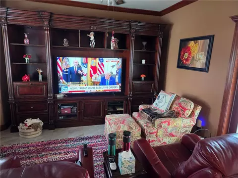 Living - 2925 Dublin Rd, Scranton, AR 72863 photo 5 of 5