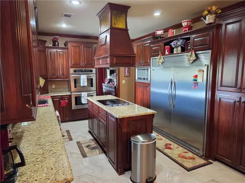 Kitchen - 2925 Dublin Rd, Scranton, AR 72863 photo 1 of 2