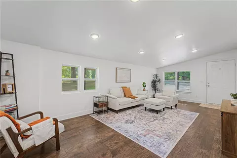 4 Evesham Ln, Bella Vista, AR 72714