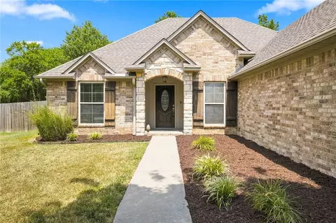 3672 Mountain View Dr, Fayetteville, AR 72704