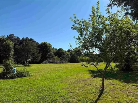 Exterior - 6233 Sunny Fox Rd, Mountain View, AR 72560 photo 3 of 7