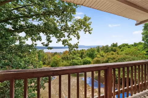 65 Lake Ridge Pl, Russellville, AR 72802