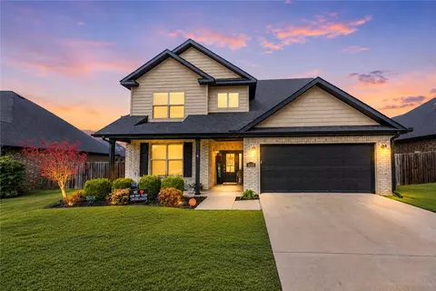 4008 SW Hollyhock St, Bentonville, AR 72713