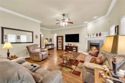 Living - 3956 Glenbrook Loop, Springdale, AR 72764 photo 2 of 2