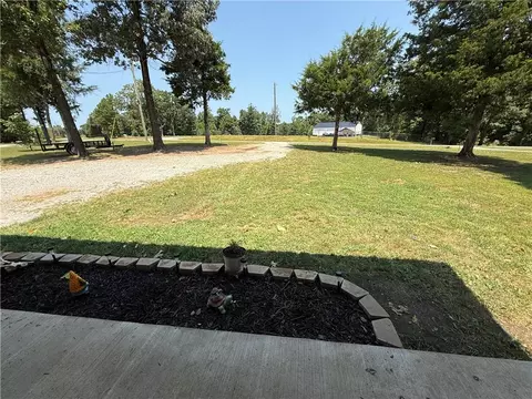 Exterior - 6367 Harmon Rd, Harrison, AR 72601 photo 3 of 12