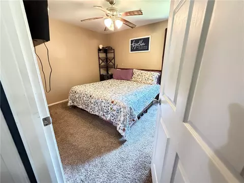 Bedroom - 6367 Harmon Rd, Harrison, AR 72601 photo 1 of 6