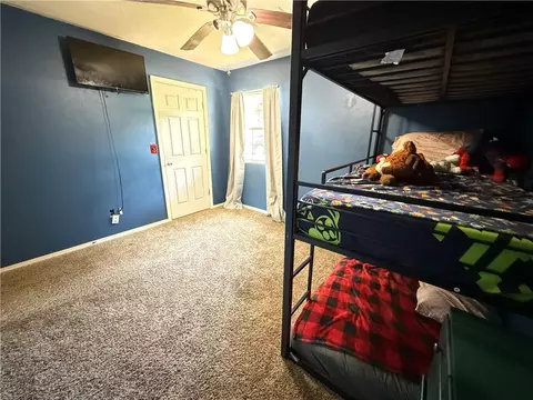 Bedroom - 6367 Harmon Rd, Harrison, AR 72601 photo 3 of 6