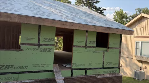 7 Britten Cir, Bella Vista, AR 72715