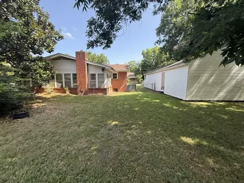 Exterior - 3306 E Church St, Paris, AR 72855 photo 7 of 8