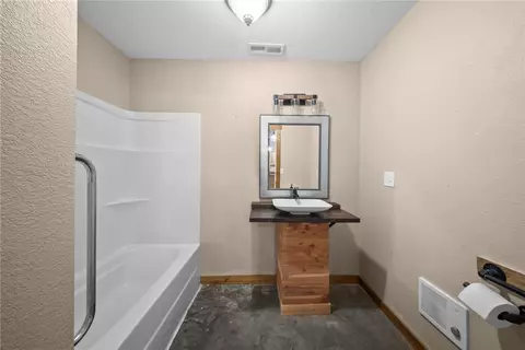 681 825 Windwalker, Goodman, MO 64843 photo 20