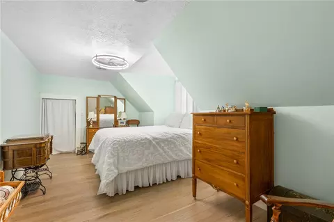Bedroom - 710 S Hwy 62-65, Harrison, AR 72601 photo 3 of 5