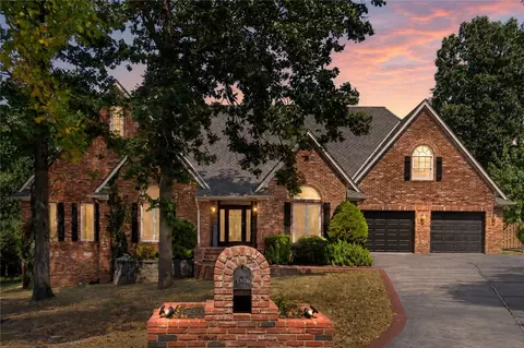 1806 S Prestwick Pl, Rogers, AR 72758