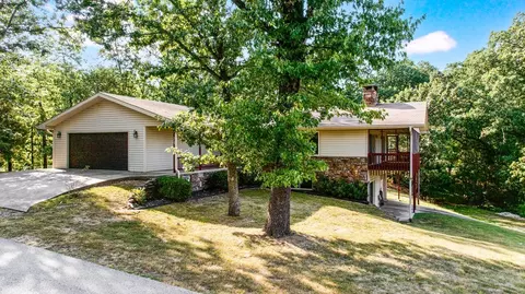 78 Elizabeth Dr, Bella Vista, AR 72715