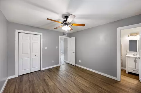 Bedroom - 35 Crestline Dr, Dover, AR 72837 photo 8 of 9