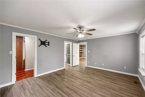 Living - 35 Crestline Dr, Dover, AR 72837 photo 6 of 6