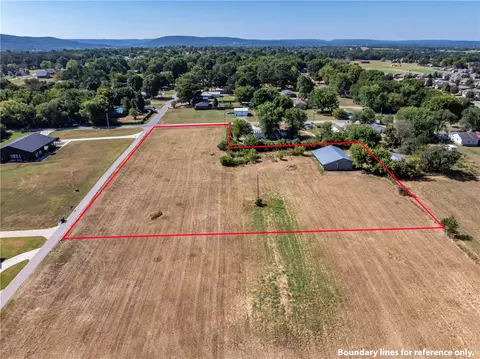 12758 Jim Devault Rd, Farmington, AR 72730