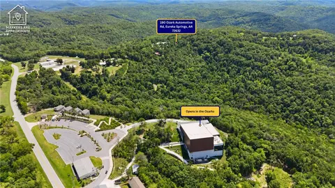 190 Ozark Automotive Rd, Eureka Springs, AR 72632