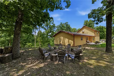 190 Ozark Automotive Rd, Eureka Springs, AR 72632