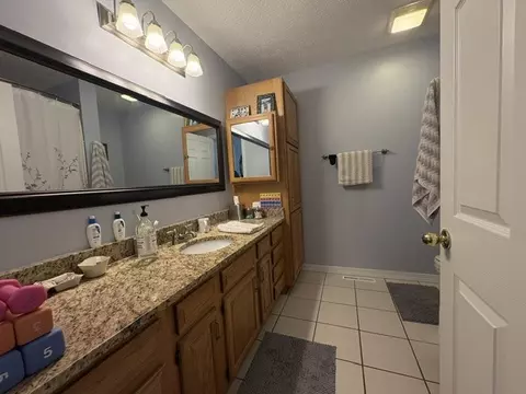 Bath - 3801 Shields Dr, Harrison, AR 72601 photo 1 of 1