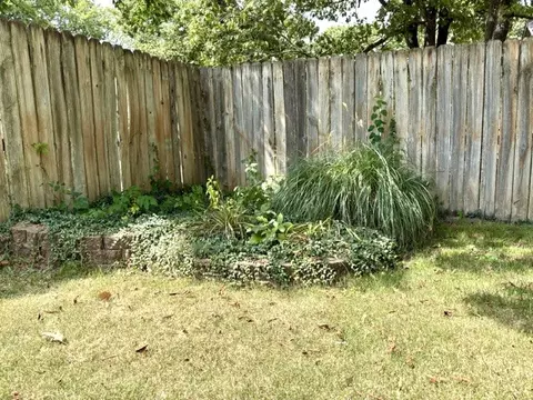 Exterior - 3801 Shields Dr, Harrison, AR 72601 photo 7 of 17