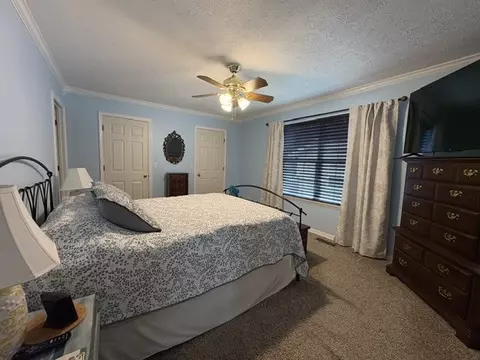 Bedroom - 3801 Shields Dr, Harrison, AR 72601 photo 2 of 3