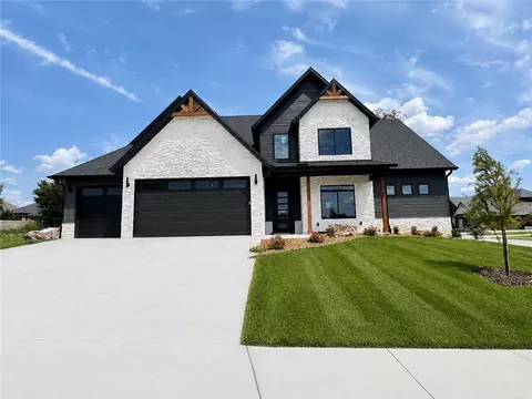 3600 Bearpaw Path, Bentonville, AR 72712
