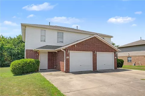 Exterior - 435 Chartres Ave, Springdale, AR 72764 photo 3 of 5