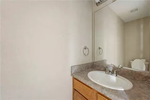 Bath - 435 Chartres Ave, Springdale, AR 72764 photo 5 of 6