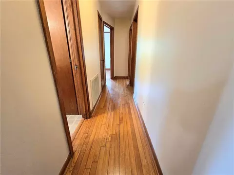 Entry Way - 705 Beverly Dr, Harrison, AR 72601 photo 1 of 1