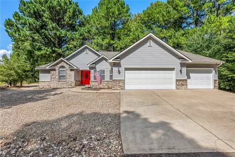 1 Kincardine Ln, Bella Vista, AR 72715